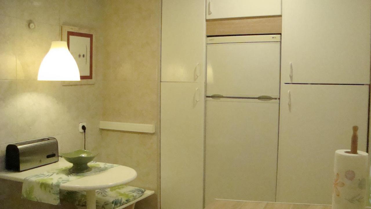 Апартаменти Apartamento La Carihuela - Urb. Eurosol Торремолінос Екстер'єр фото